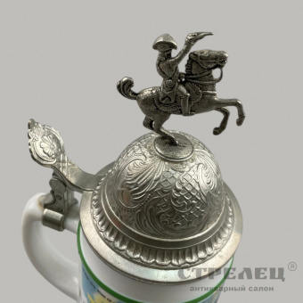 картинка кружка фарфоровая с крышкой и памятным сюжетом. германия